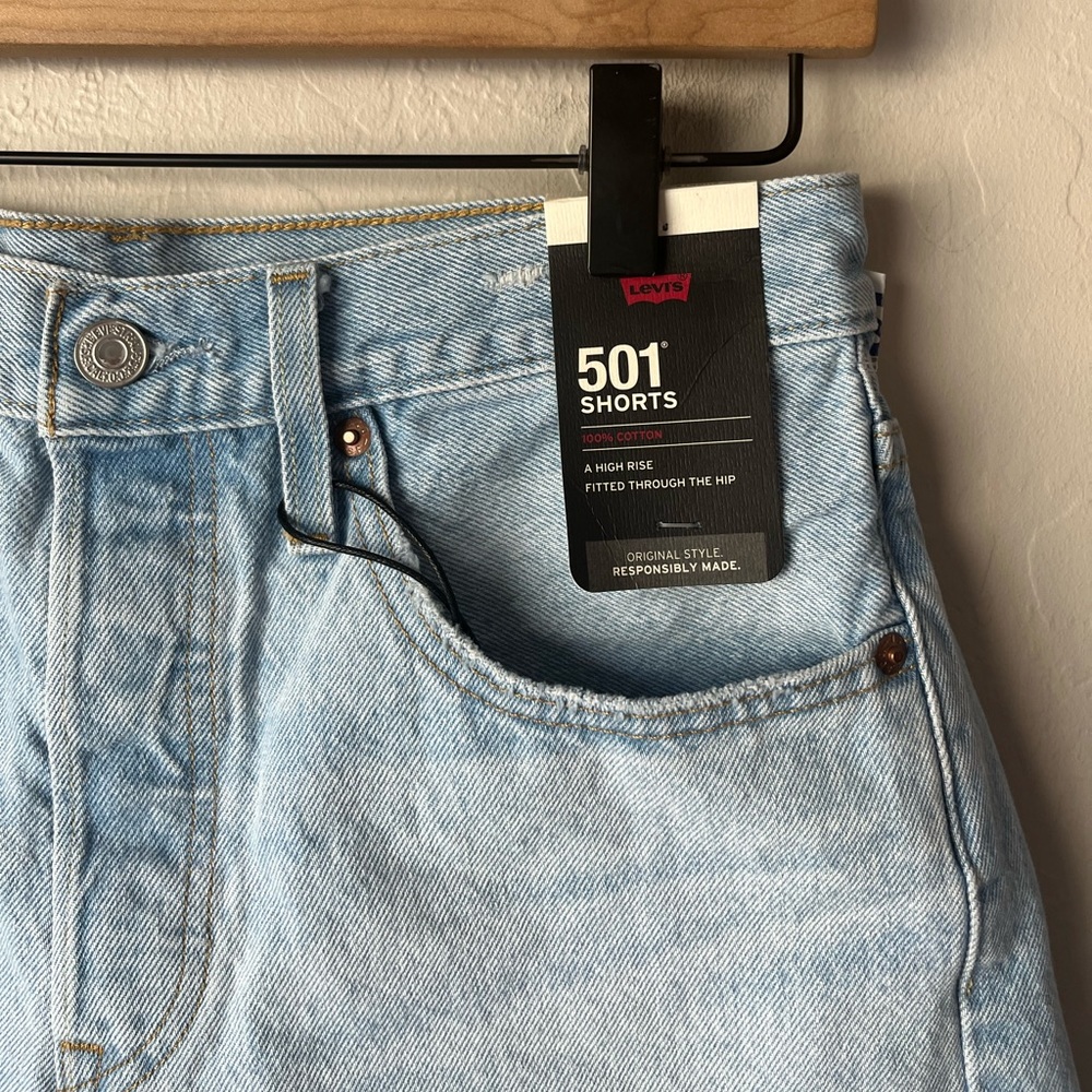 Levi’s premium 501 distressed jean shorts NWT - Picture 9 of 13